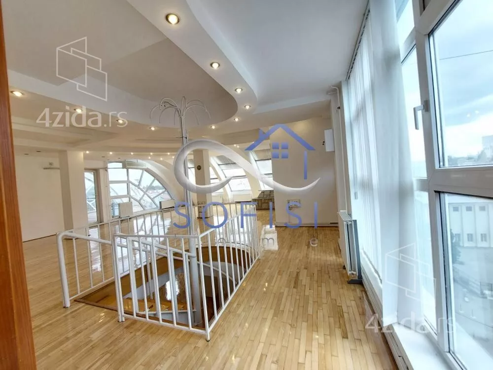 Poslovni prostor | 4zida