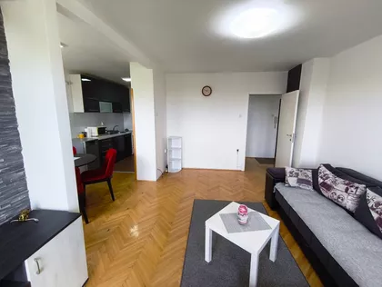 Pariske Komune 5 | 4zida.rs
