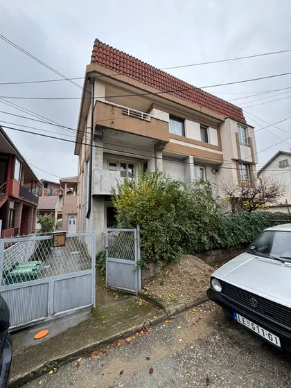 Gradske lokacije | 4zida.rs