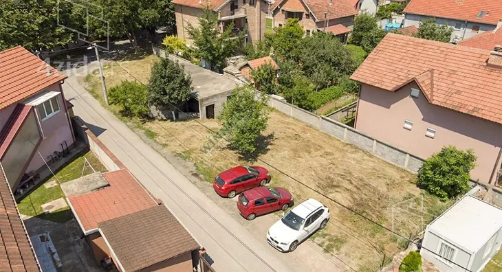 Građevinsko zemljište | 4zida