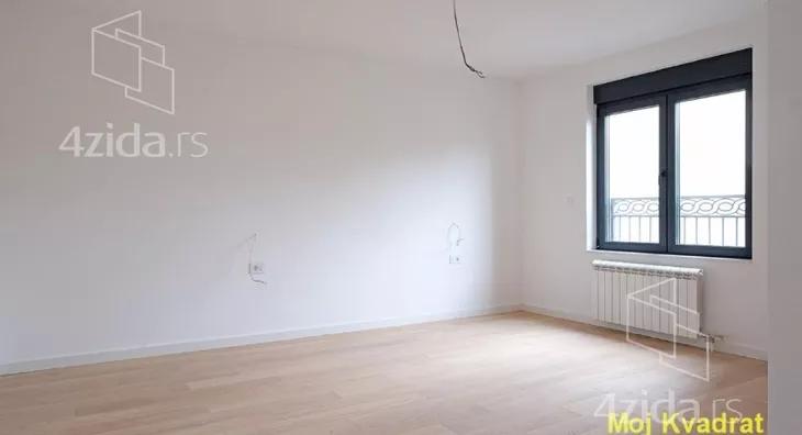 Šestosoban stan | 4zida