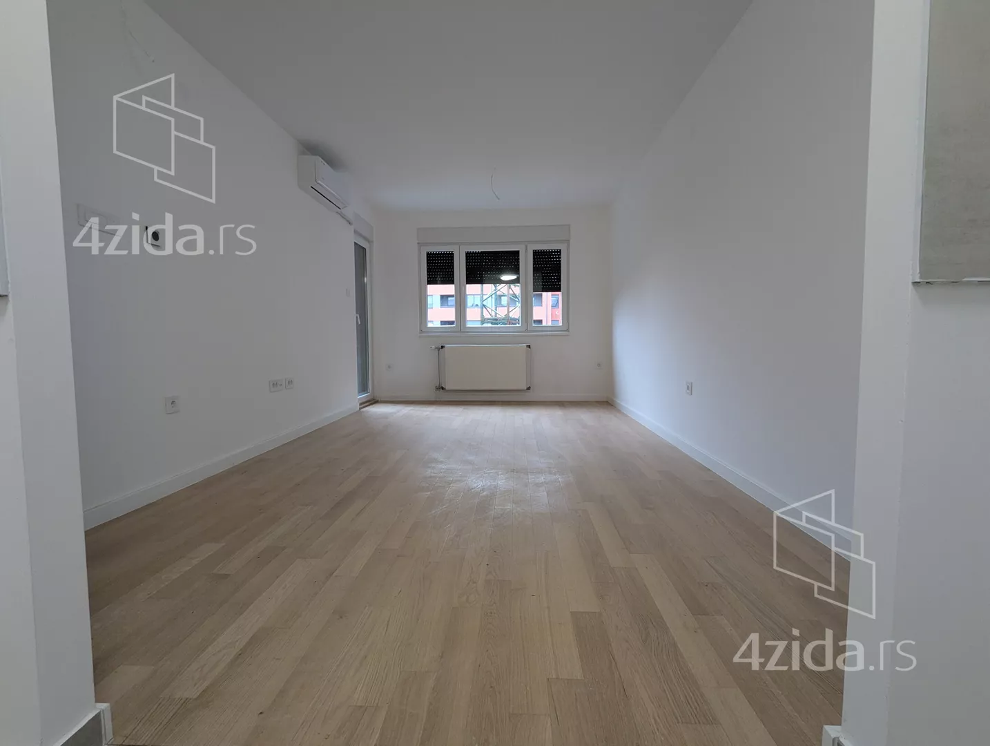 Jednoiposoban stan | 4zida