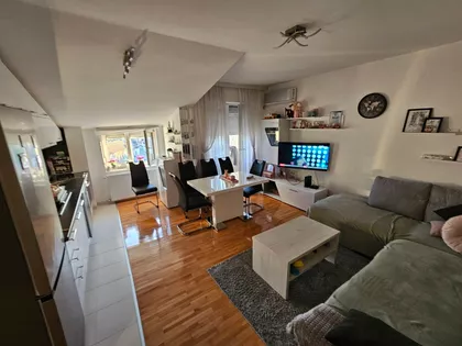 Gradske lokacije | 4zida.rs