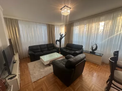 Slobodana Bajića 44 | 4zida.rs
