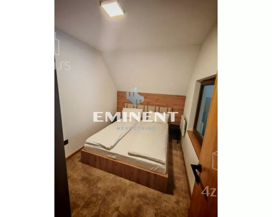 Šestosoban stan | 4zida