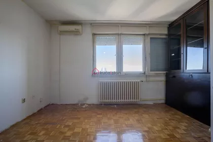 Crveni Krst Vračar | 4zida.rs