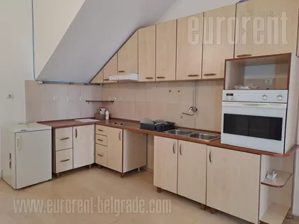 ZEMUN CENTAR | 4zida.rs