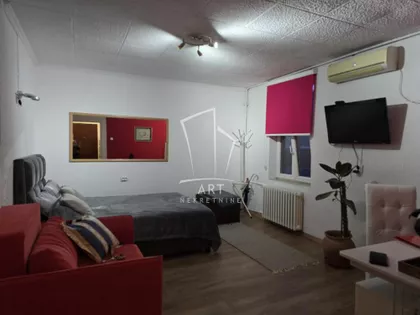 Kolarčeva | 4zida.rs