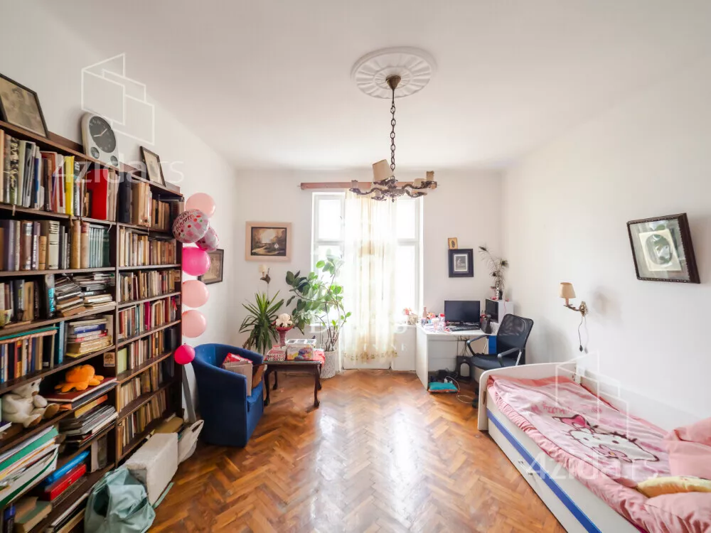 Četvoroiposoban stan | 4zida