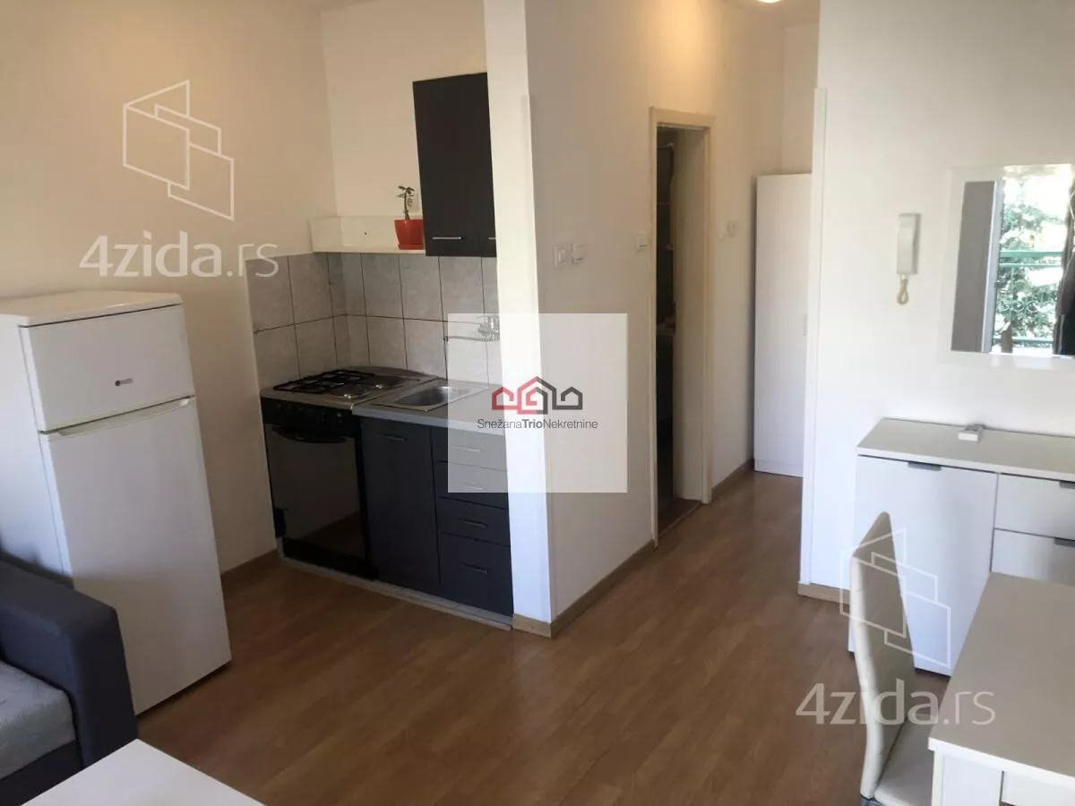 Garsonjera | 4zida