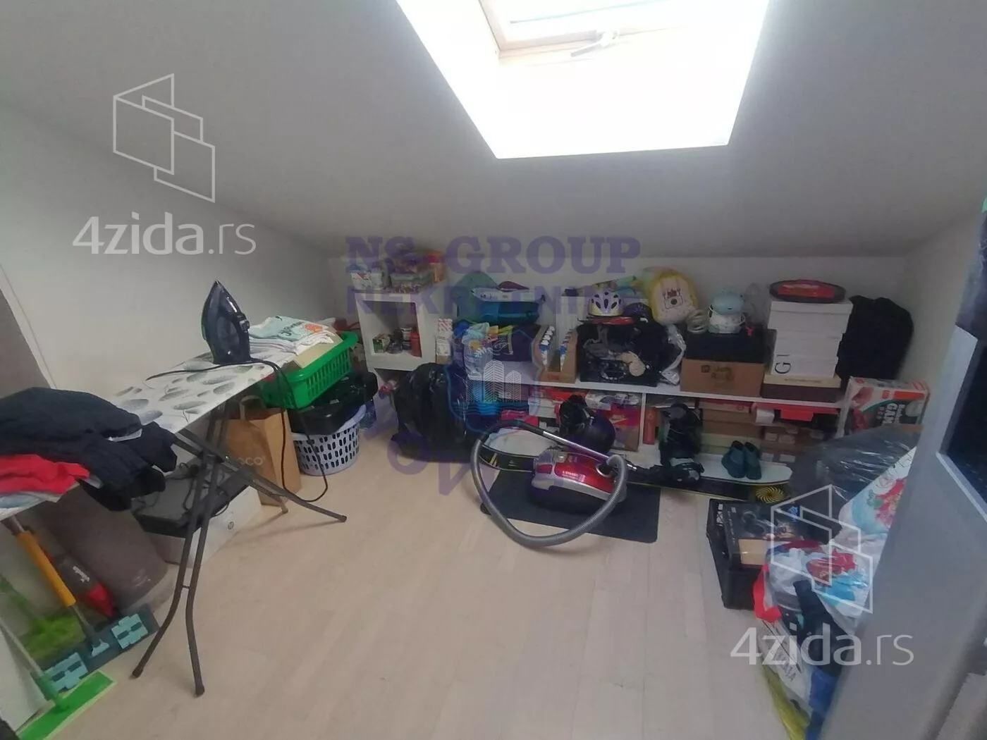 Četvoroiposoban stan | 4zida