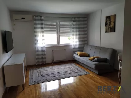 Novi Sad - Centar | 4zida.rs