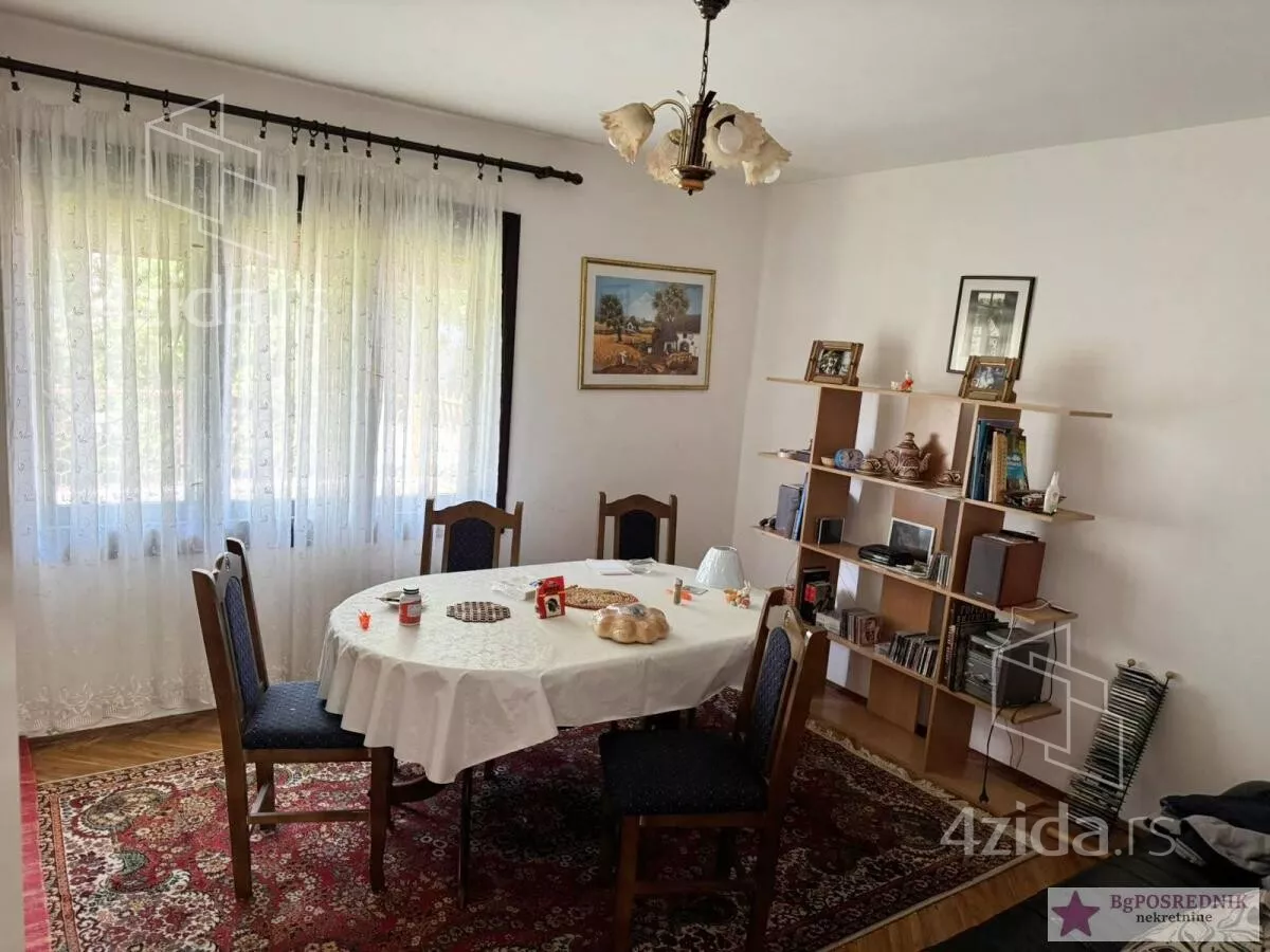 Kuća | 4zida