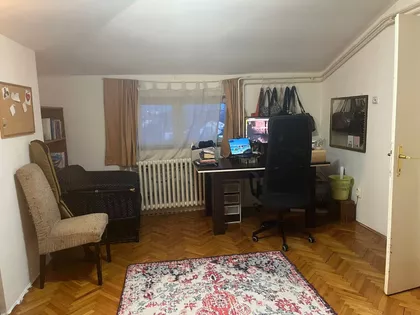 Makedonska 2a | 4zida.rs