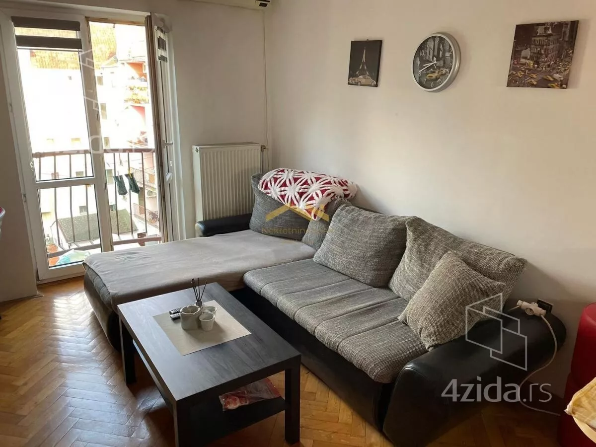 Garsonjera | 4zida