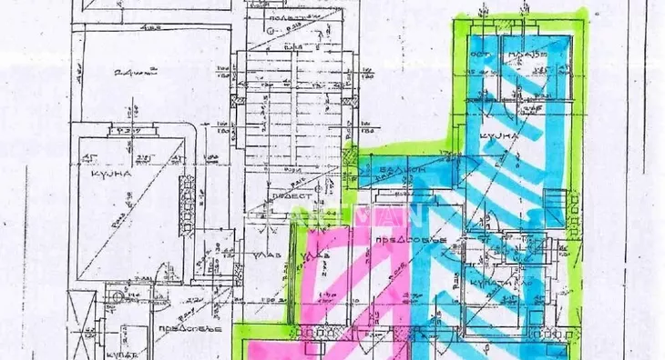 Četvoroiposoban stan | 4zida
