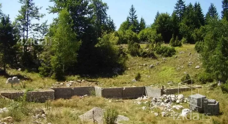 Plac | 4zida