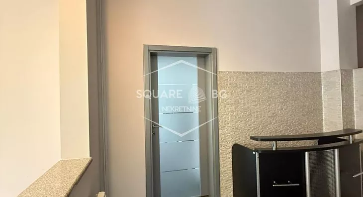 Šestosoban stan | 4zida