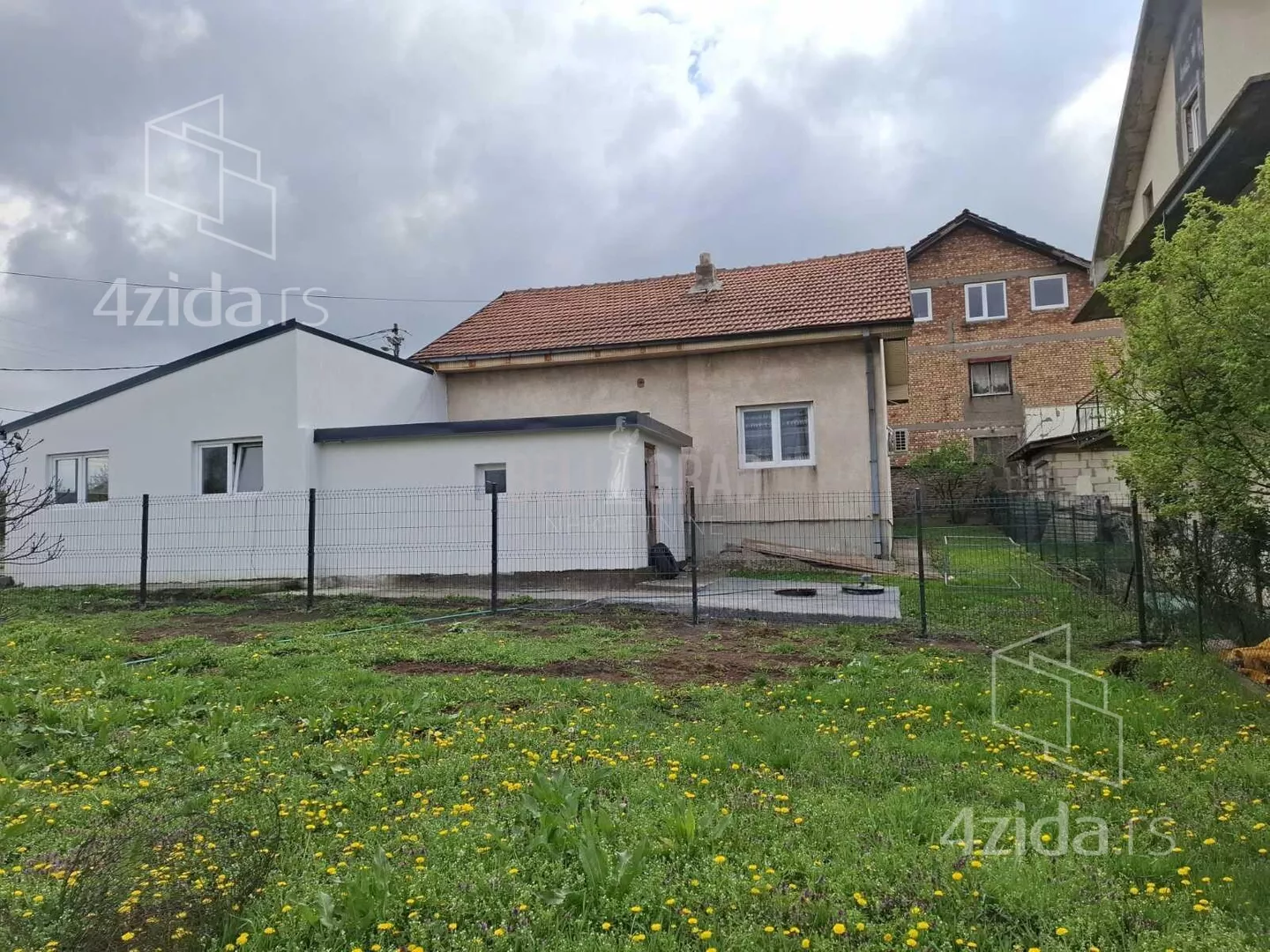 Kuća | 4zida