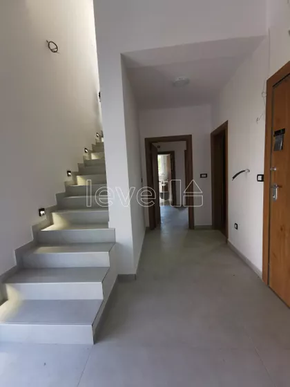 Sremska Kamenica | 4zida.rs