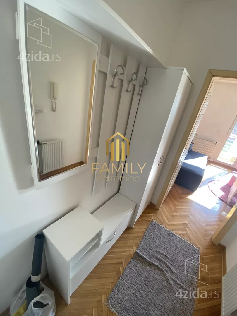 Garsonjera | 4zida