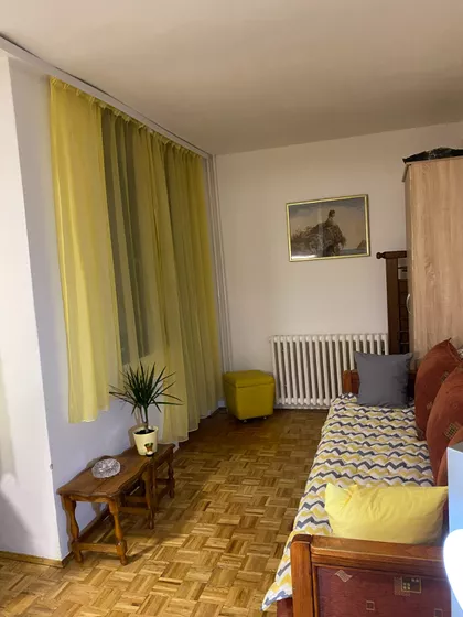 Petlovo Brdo | 4zida.rs