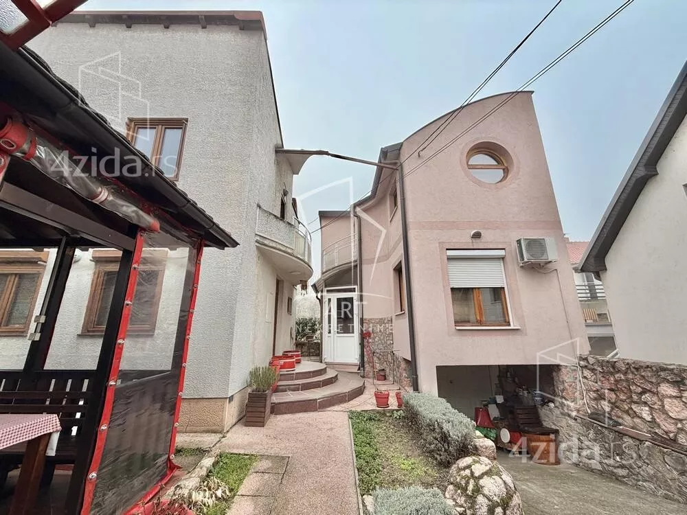 2-etažna kuća | 4zida
