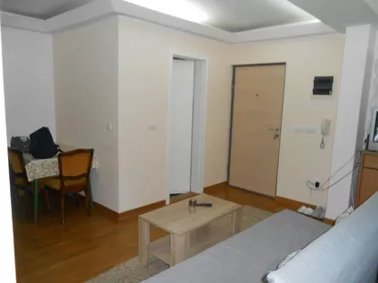 Crveni Krst Vračar | 4zida.rs