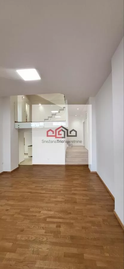 Sremska Kamenica | 4zida.rs