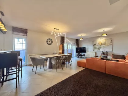 Lukijana Mušickog | 4zida.rs