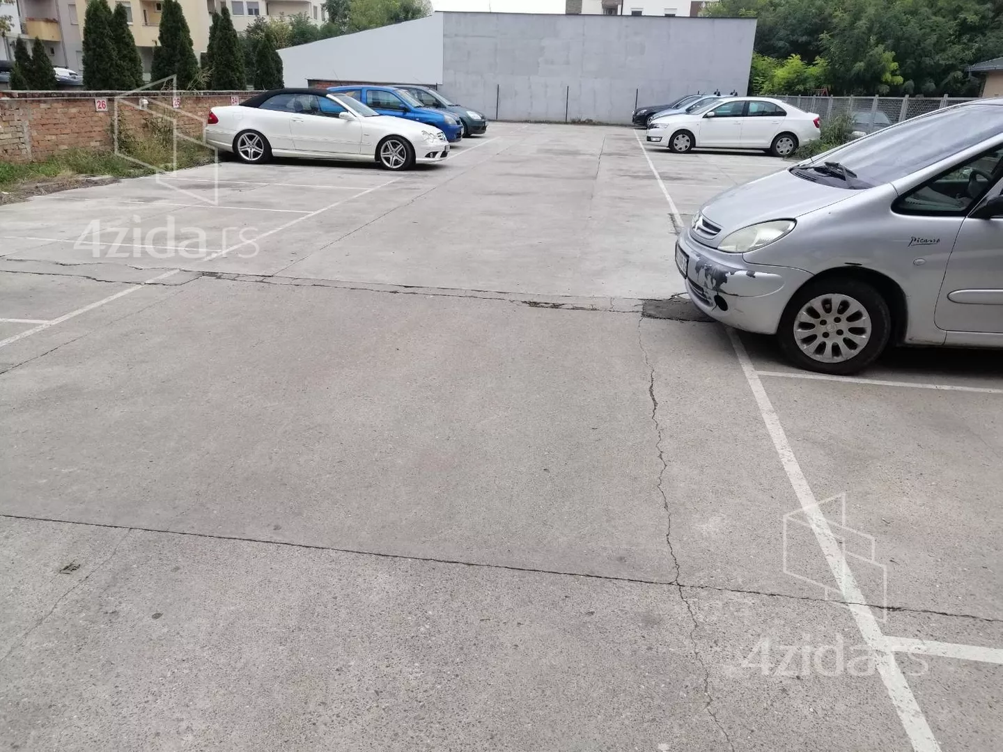 Parking | 4zida