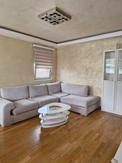 Dobanovačka | 4zida.rs