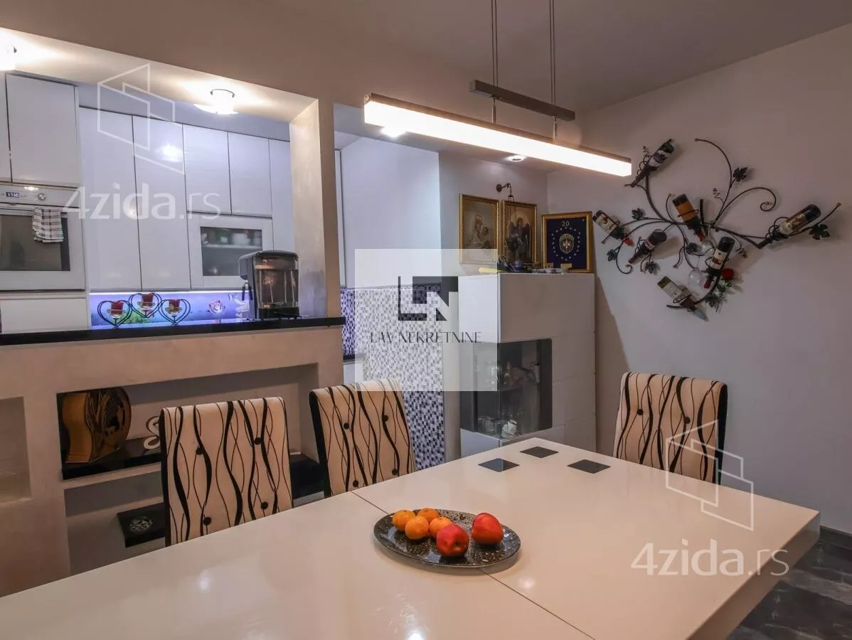 Kuća | 4zida