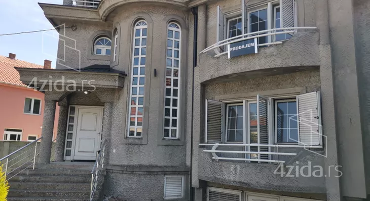 4-etažna kuća | 4zida