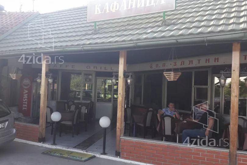 Poslovna zgrada | 4zida