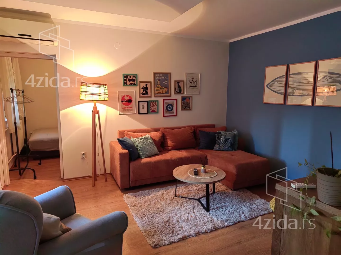 Jednoiposoban stan | 4zida