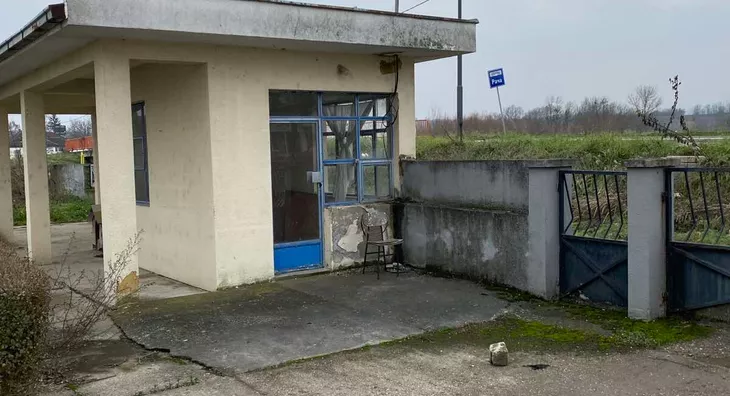 Poslovna zgrada | 4zida