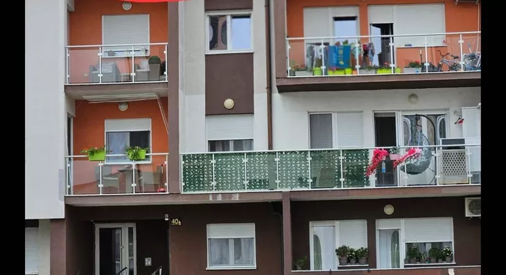 Petosoban stan | 4zida