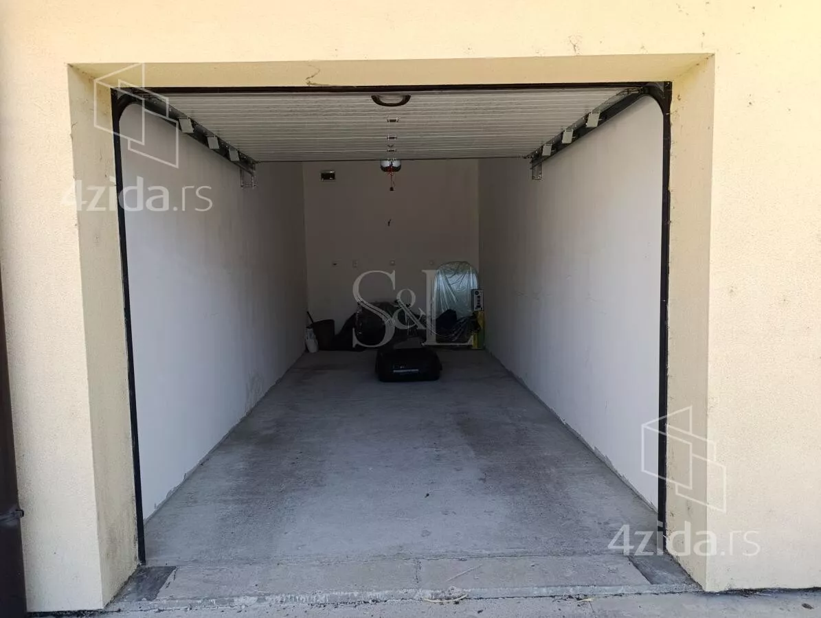 Garaža/Parking | 4zida