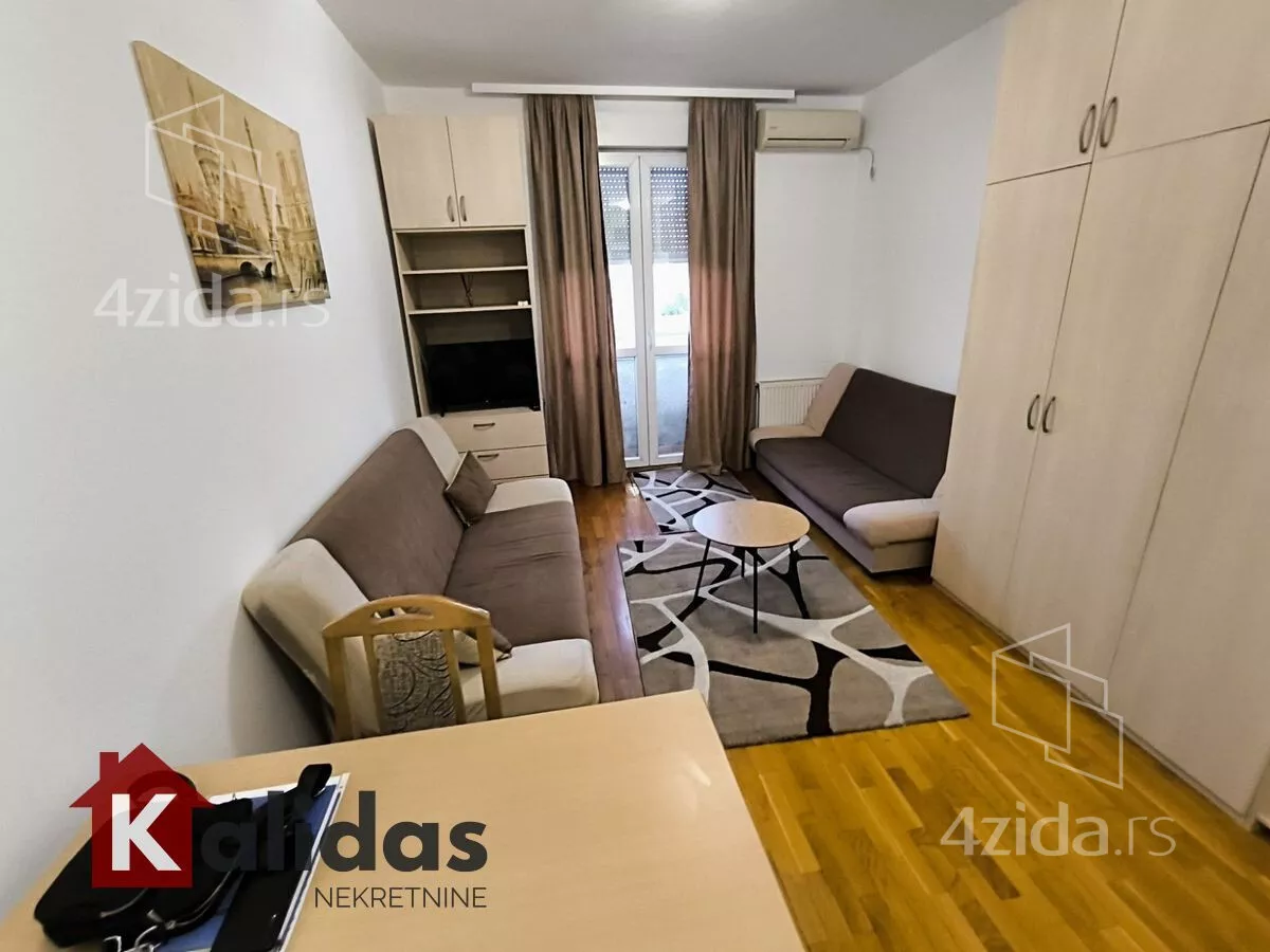 Garsonjera | 4zida