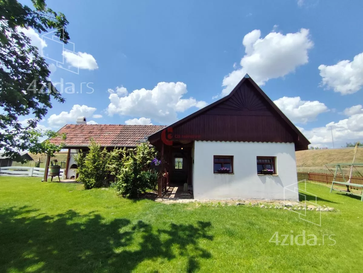Kuća | 4zida