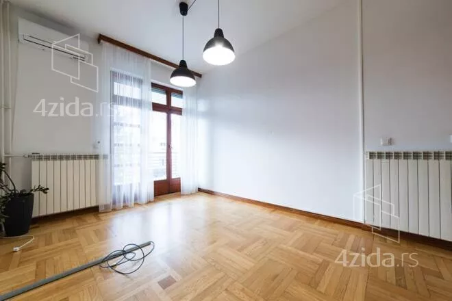 4-etažna kuća | 4zida