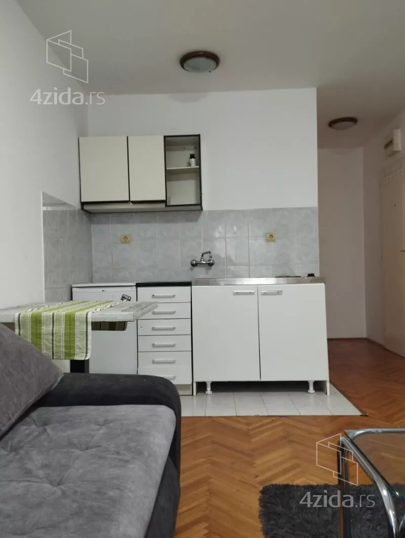 Garsonjera | 4zida