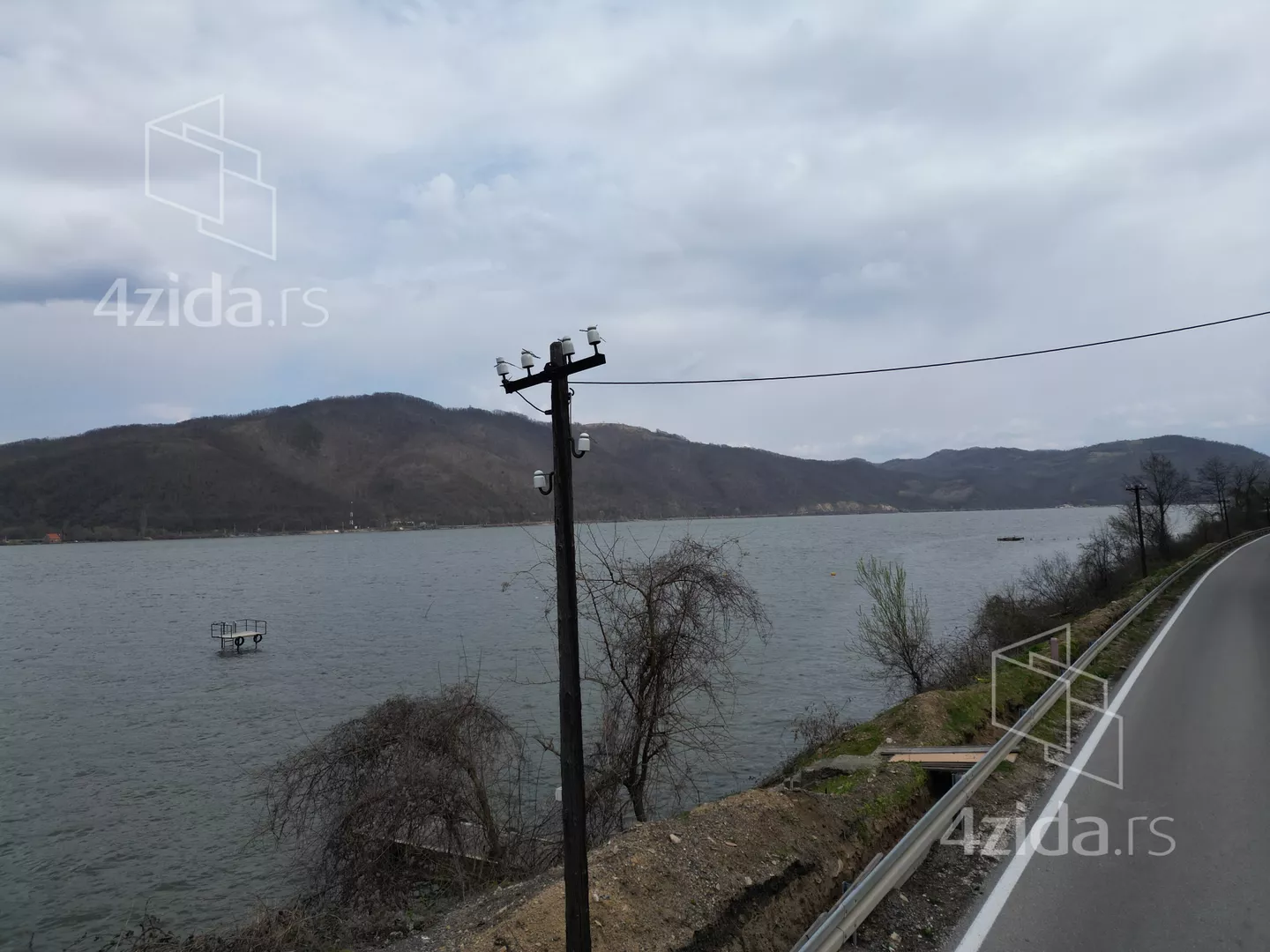 3-etažna kuća | 4zida