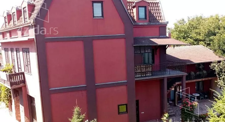 3-etažna kuća | 4zida