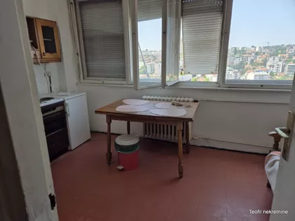 Ustanička | 4zida.rs