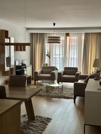 Velimira Bate Živojinovića 15 | 4zida.rs