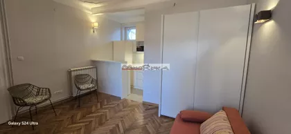 Skupština | 4zida.rs