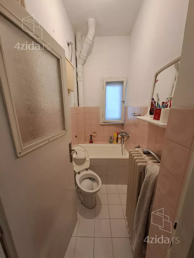 4-etažna kuća | 4zida