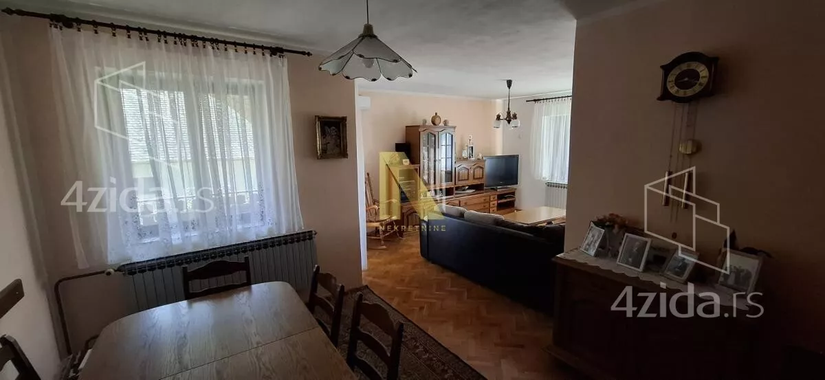 Kuća | 4zida
